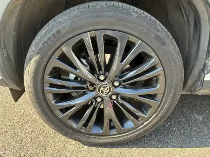 Photo 8 Toyota Yaris Hybride 1.5 HYBRID 116H TRAIL AWD AUTO