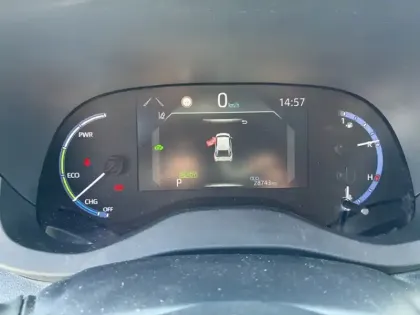 Photo 29 Toyota Yaris Hybride 1.5 HYBRID 116H TRAIL AWD AUTO