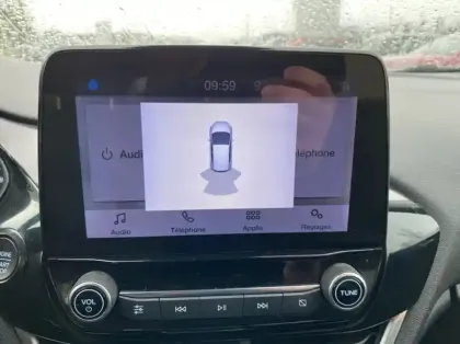 Photo 14 Ford Fiesta Gén. V Ph2 Titanium Business 5