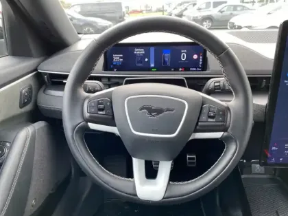 Photo 6 Ford Mustang 487ch Extended Range 91kWh GT AWD