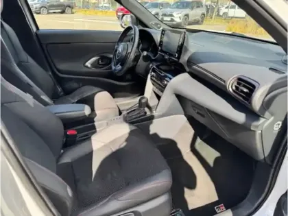 Photo 23 Toyota Yaris Gén. I Ph1 GR Sport 5