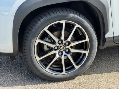 Photo 32 Toyota Yaris Gén. I Ph1 GR Sport 5