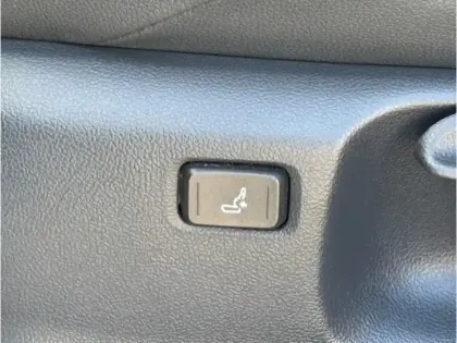 Photo 14 Toyota Yaris Gén. I Ph1 GR Sport 5