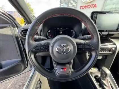 Photo 6 Toyota Yaris Gén. I Ph1 GR Sport 5