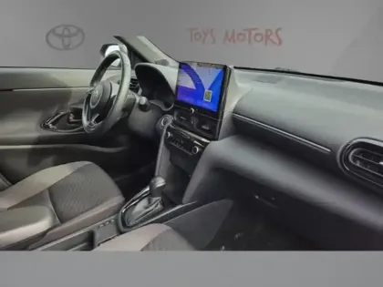 Photo 11 Toyota Yaris Hybride 1.5 HYBRID 116H DESIGN