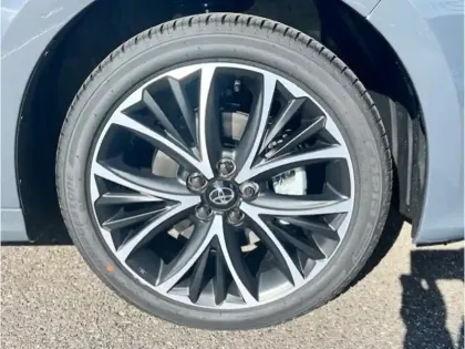 Photo 8 Toyota Yaris Hybride 116H DESIGN PACK MY26