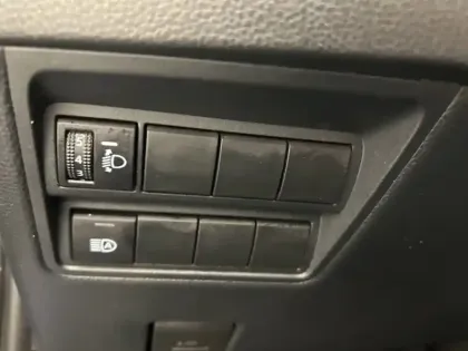 Photo 12 Toyota Yaris Hybride 1.5 HYBRID 116H DESIGN AUTO