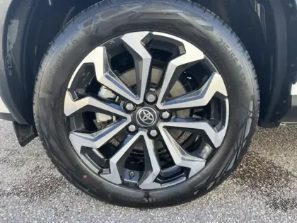 Photo 8 Toyota Yaris Hybride 1.5 HYBRID 130H DESIGN AUTO 2WD