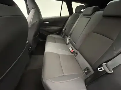 Photo 12 Toyota Corolla Hybride 1.8L 140h GR Sport