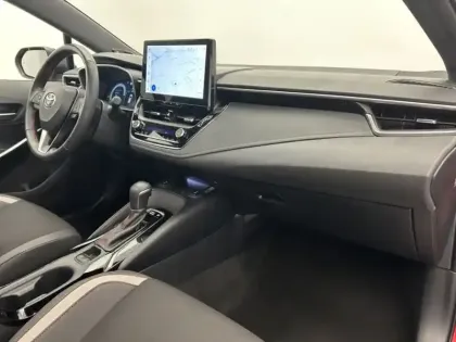 Photo 13 Toyota Corolla Hybride 1.8L 140h GR Sport