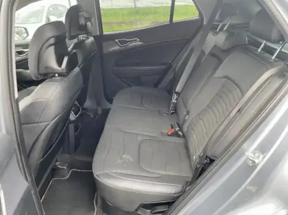 Photo 8 Kia Sportage 1.6 T-GDi 230ch HEV Design BVA6 4x2