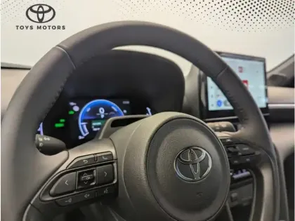 Photo 19 Toyota Yaris Hybride 1.5 HYBRID 116H Design Pack Cargo