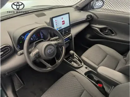 Photo 13 Toyota Yaris Hybride 1.5 HYBRID 116H Design Pack Cargo