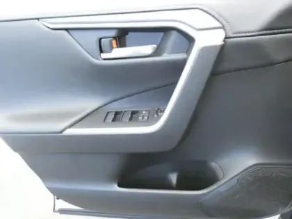 Photo 14 Toyota Rav4 Gén. V Ph1 Dynamic Business 5