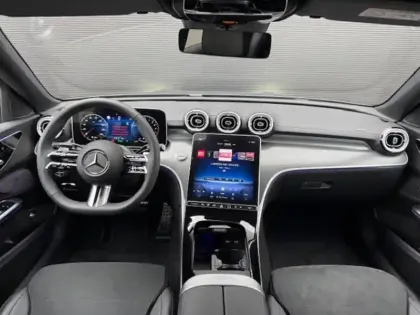 Photo 7 Mercedes Classe C Gén. V (W206) Ph1 AMG Line + 4