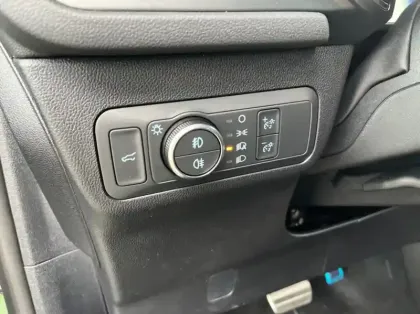 Photo 18 Ford Kuga 2.5 Duratec 180ch Hybrid FlexiFuel Active X Powershift