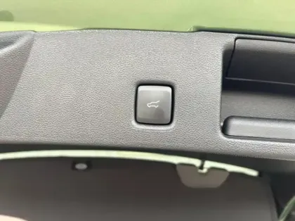 Photo 17 Ford Kuga 2.5 Duratec 180ch Hybrid FlexiFuel Active X Powershift