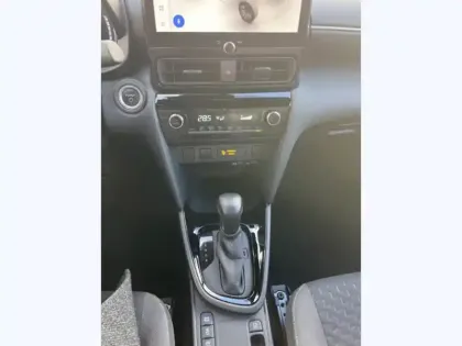 Photo 16 Toyota Yaris Hybride 1.5 HYBRID 116H DESIGN AUTO 2WD