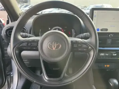 Photo 10 Toyota Yaris Hybride 1.5 HYBRID 116H DESIGN AUTO 2WD