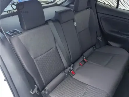 Photo 10 Toyota Yaris Hybride 1.5 HYBRID 130H Design Pack Cargo