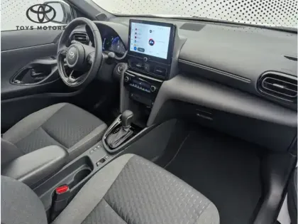 Photo 8 Toyota Yaris Hybride 1.5 HYBRID 130H Design Pack Cargo