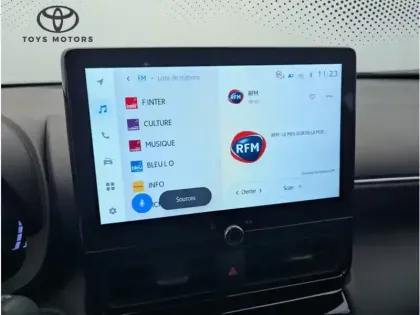 Photo 17 Toyota Yaris Hybride 1.5 HYBRID 130H Design Pack Cargo