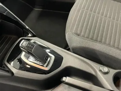 Photo 11 Peugeot 208 Gén. II Ph1 NG Style 5