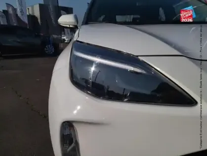 Photo 12 Toyota Yaris Gén. I Ph1 Dynamic 5