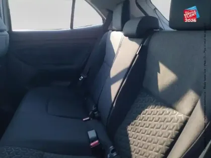 Photo 10 Toyota Yaris Gén. I Ph1 Dynamic 5