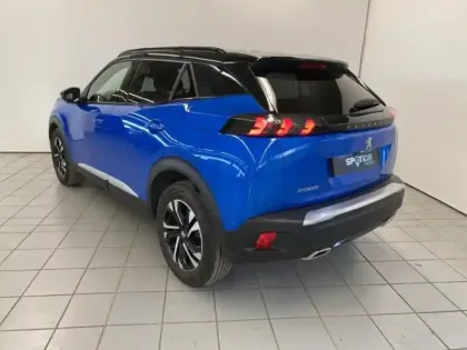 Photo 6 Peugeot 2008 Gén. II Ph1 NG GT 5