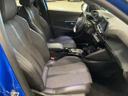 Photo 13 Peugeot 2008 Gén. II Ph1 NG GT 5