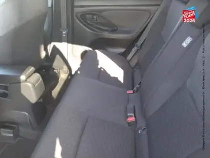 Photo 10 Toyota Yaris Gén. I Ph1 Design 5