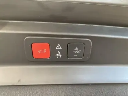 Photo 11 Peugeot 5008 Gén. II Ph2 GT 5