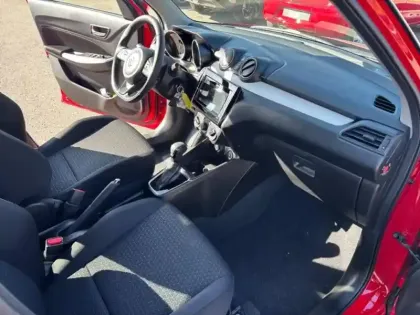 Photo 10 Suzuki Swift  1.2 Dualjet Hybrid 83ch Privilège Auto