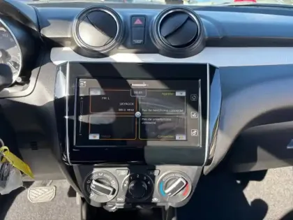 Photo 13 Suzuki Swift  1.2 Dualjet Hybrid 83ch Privilège Auto