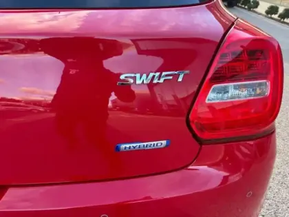 Photo 6 Suzuki Swift  1.2 Dualjet Hybrid 83ch Privilège Auto