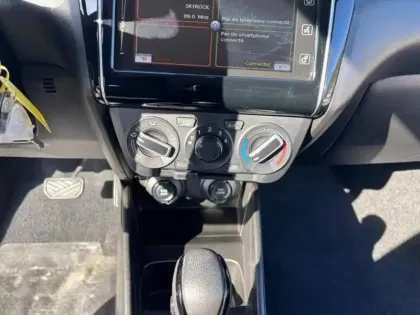 Photo 14 Suzuki Swift  1.2 Dualjet Hybrid 83ch Privilège Auto