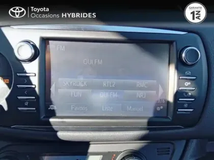 Photo 14 Toyota Yaris Gén. III Ph3 Dynamic 5