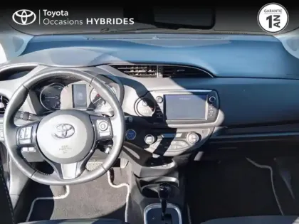 Photo 7 Toyota Yaris Gén. III Ph3 Dynamic 5