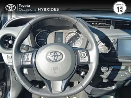 Photo 16 Toyota Yaris  100h Dynamic 5p