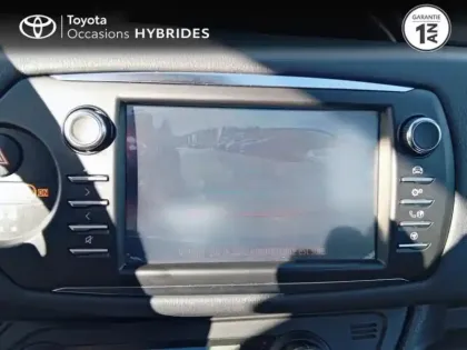 Photo 11 Toyota Yaris Gén. III Ph3 Dynamic 5