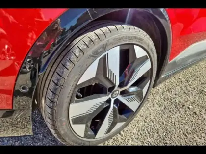 Photo 12 Renault Megane Gén. V (BCB) Ph1 Techno 5