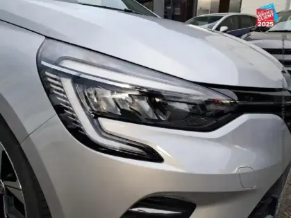 Photo 12 Renault Clio Gén. V (BJA) Ph1 NG Evolution 5