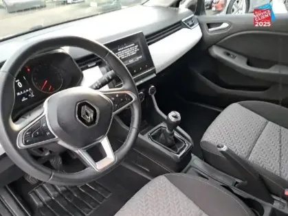 Photo 14 Renault Clio Gén. V (BJA) Ph1 NG Evolution 5