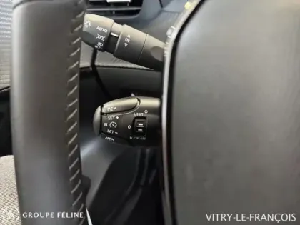 Photo 11 Peugeot 208  1.2 PureTech 100ch S&S Allure  Pack