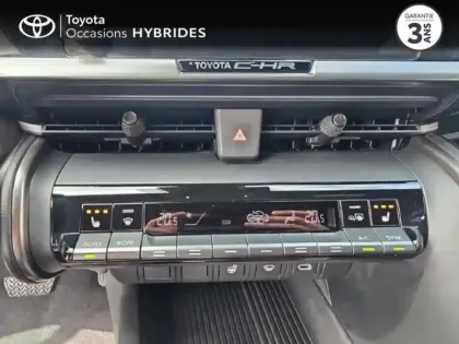 Photo 8 Toyota C-HR Gén. II Ph1 Design 5