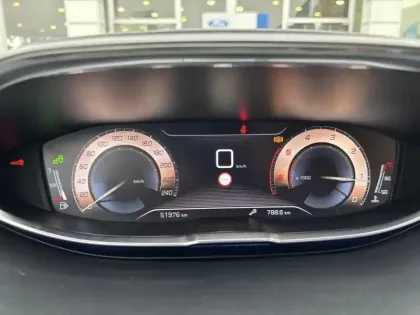 Photo 10 Peugeot 3008 Gén. II Ph1 GT Line 5