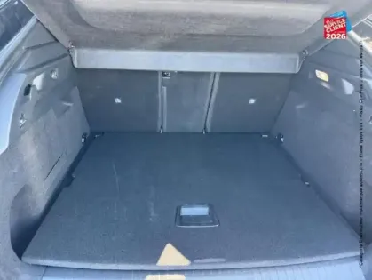 Photo 13 Peugeot 3008  1.2 Hybrid 145ch GT e-DCS6