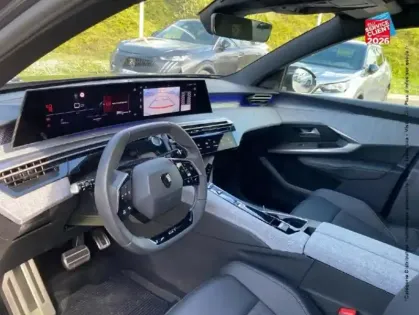 Photo 28 Peugeot 3008  1.2 Hybrid 145ch GT e-DCS6 Camera GPS CarPlay