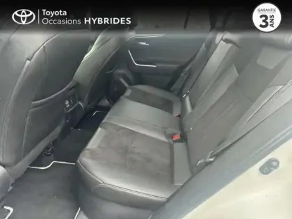 Photo 6 Toyota Rav4 Gén. V Ph1 Collection 5